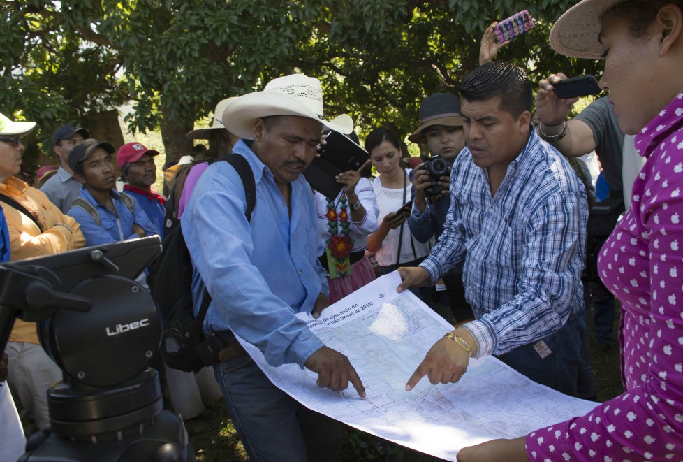 La entrega de tierras de octubre de 2016, en la zona de Huajimic.