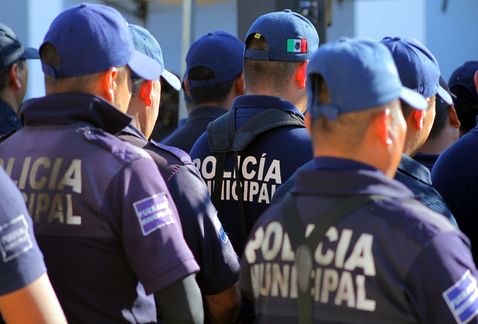 Los policías fueron acusados de secuestro.