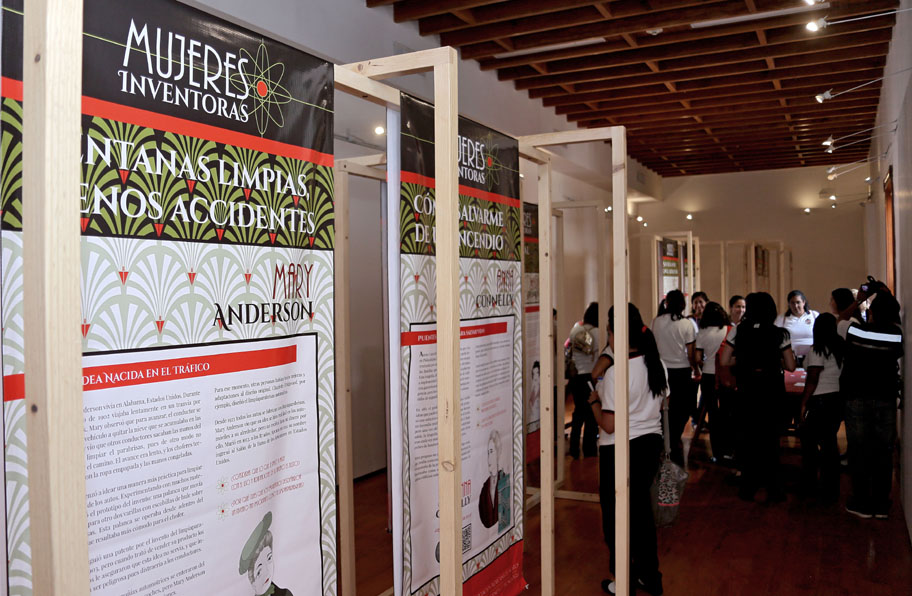 La muestra tiene incluido un espacio didáctico que permite a los niños jugar y aprender. (Arturo Salazar)