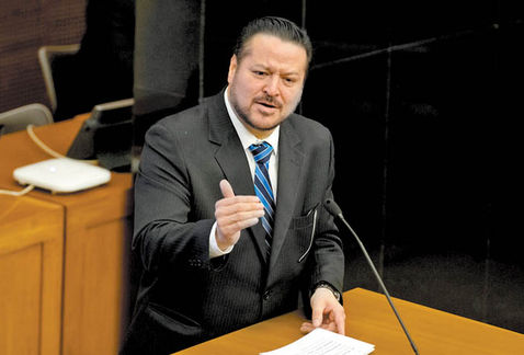 El coordinador de los senadores panistas, Fernando Herrera.