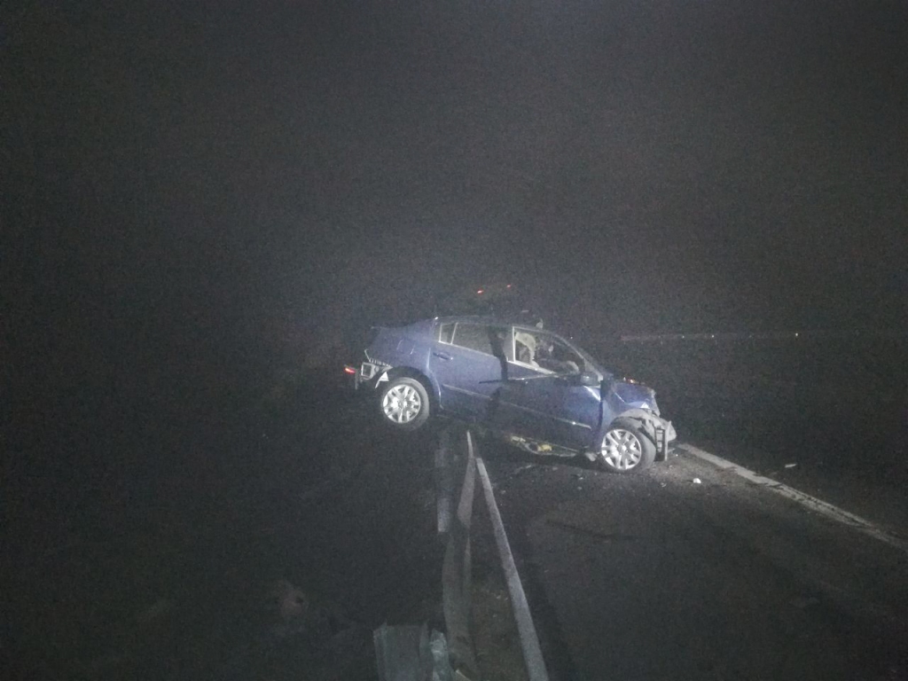 Los cuatro ocupantes del vehículo particular murieron en el lugar del accidente, mientras que el conductor del camión se dio a la fuga. (Quadratín)