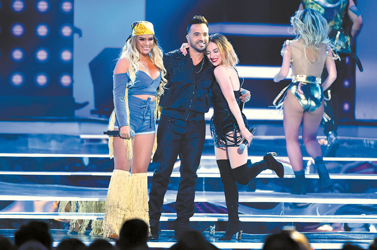 El puertorriqueño Luis Fonsi fue el Mejor Artista Masculino. (EFE)