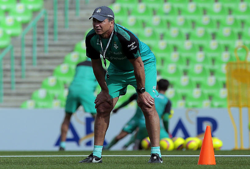 Siboldi sabe de lo complicado que es jugar ante las Águilas en el Azteca. (Manuel Guadarrama)