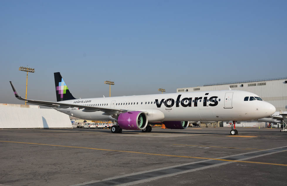 Hace unos días Volaris presentó su primer avión A321neo de 119 equipos que llegarán en los próximos años (Cortesía)