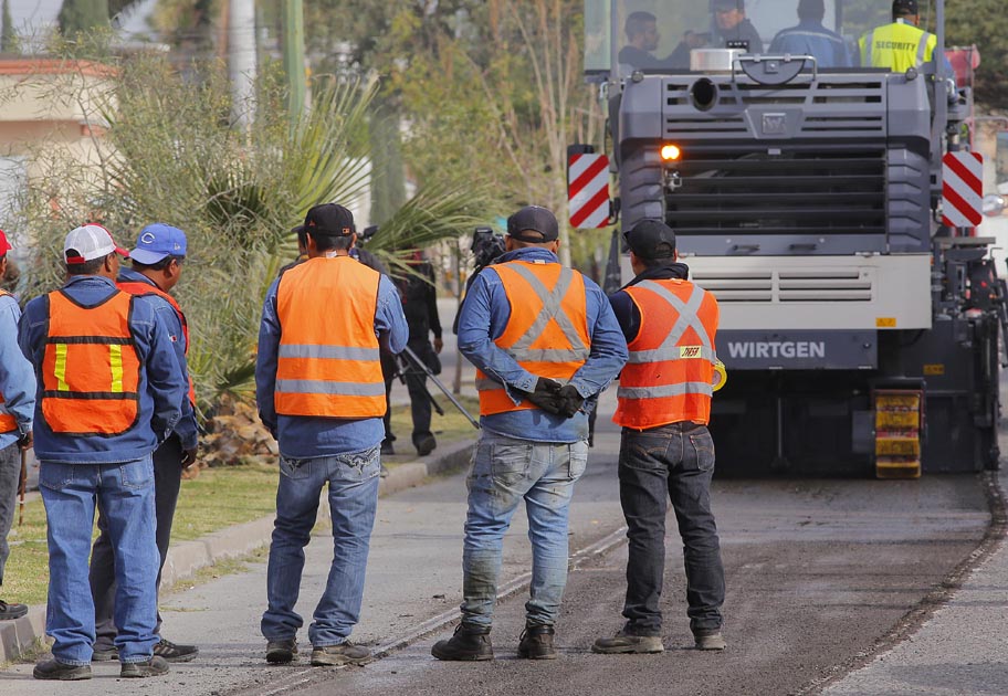 De enero a marzo se ha invertido un total de 98.4 mdp en pavimento, recarpeteo y obra civil.