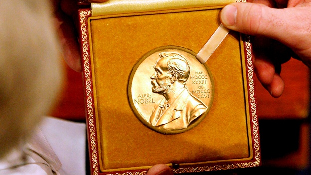La entrega del Premio Nobel de Literatura podría suspenderse este año.