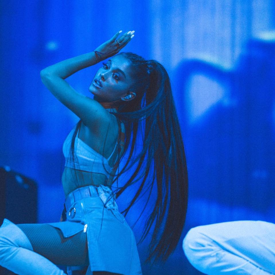 (Especial) Ariana Grande dio a conocer que su álbum llevará por nombre 'Sweetener'.