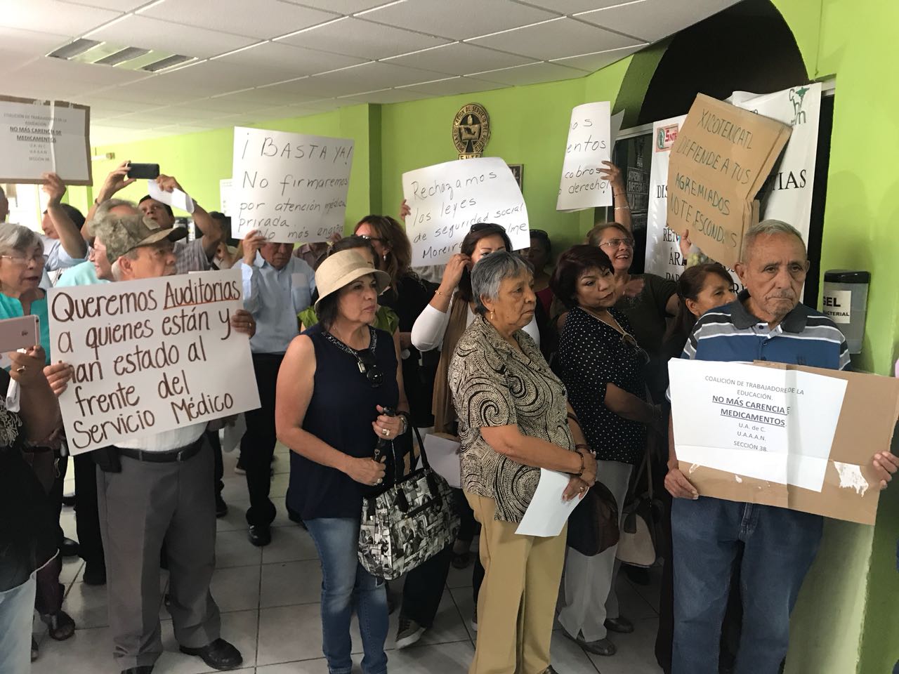 Insisten en estar en contra de la privatización del servicio médico. 
