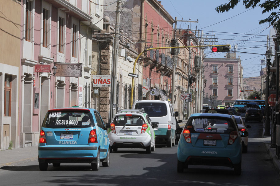 Mencionó que el programa de verificación vehicular se prestaría a actos de corrupción. (Manuel Guadarrama)