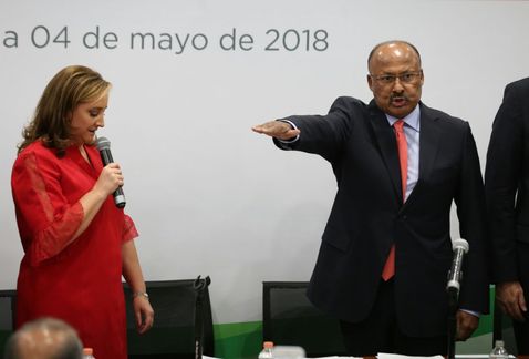 René Juárez Cisneros rindió protesta como nuevo dirigente nacional del PRI. (Octavio Hoyos)