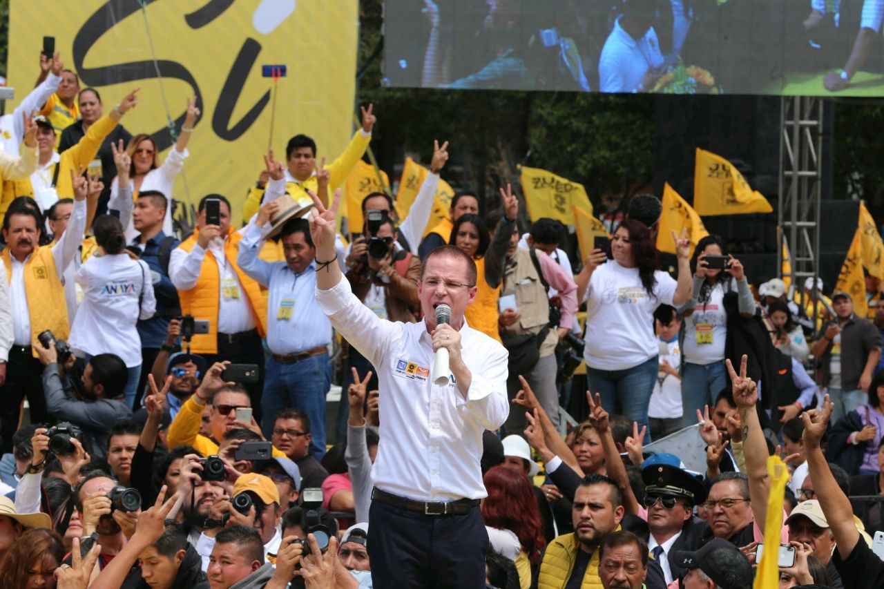 El aspirante frentista señaló que el tema de la gasolina es muy importante.