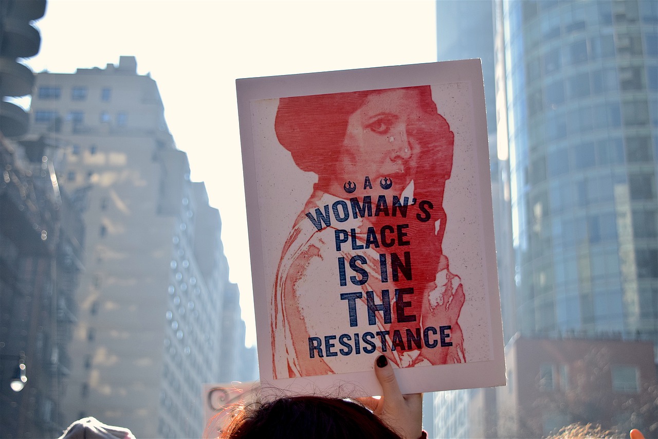 ¿Por qué el feminismo aún suena a mala palabra?. (Especial)