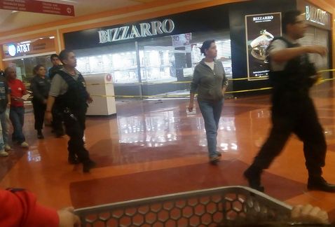 La zona fue acordonada por elementos de la policía de Ecatepec. (Especial)