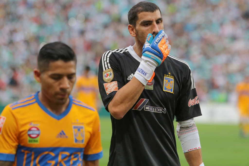 Nahuel Guzmán habló de error ante Santos  (Imago7)