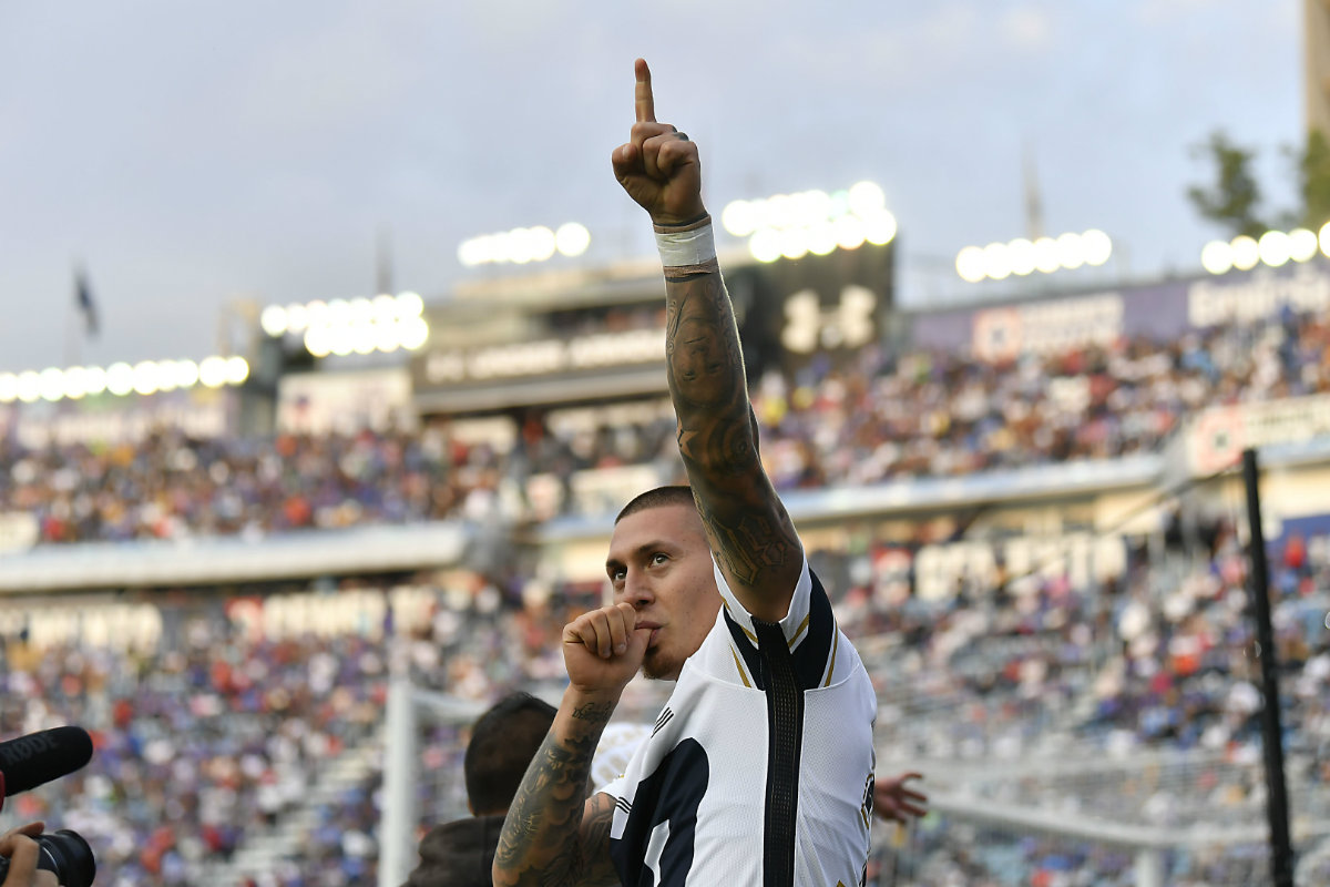 Nicolás Castillo confirma su salida de Pumas (Imago7)