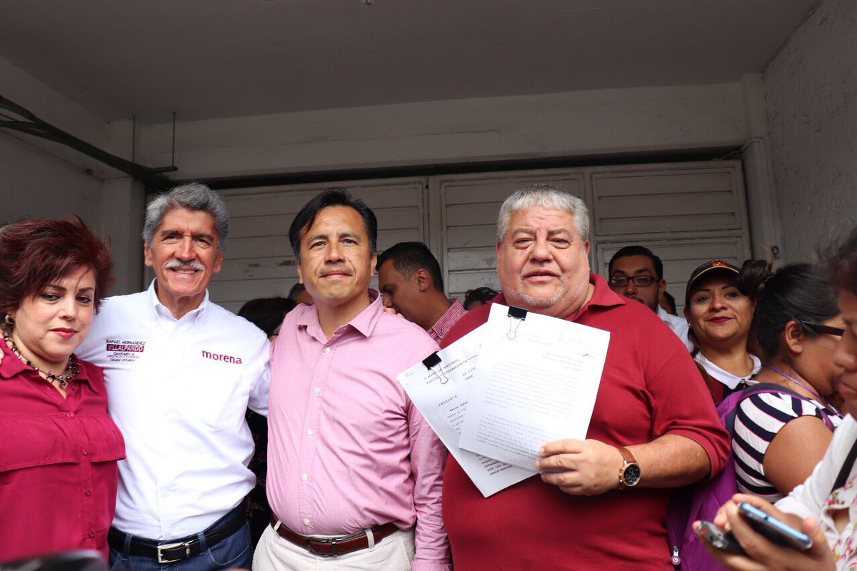 Cuitláhuac García acusó que el gobernador usa programas sociales y dinero público para favorecer la campaña de su hijo. (Tomada de @CuitlahuacCJ)