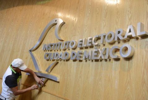Los dos primeros debates entre candidatos a diputados locales serán transmitidos por el Canal 21. (Cuartocuro)