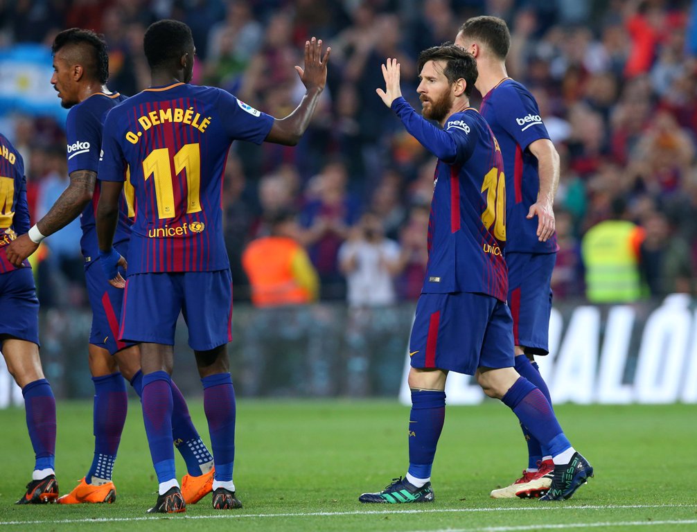 Jugadores de FC Barcelona en festejo de gol (Reuters)