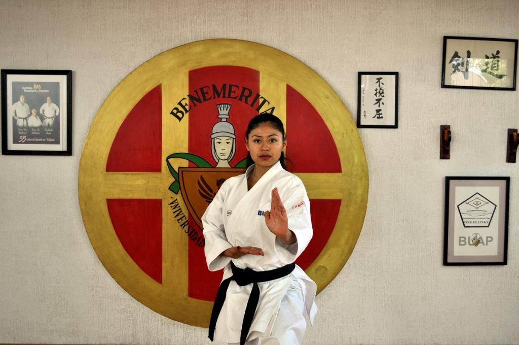 La juvenil atleta se estrenó en el circuito universitario con dos medallas de bronce ( Especial)