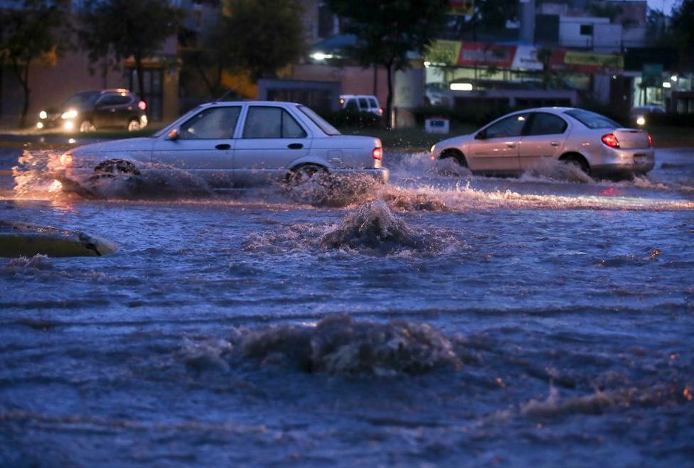 Lluvias en Guadalajara (Milenio).