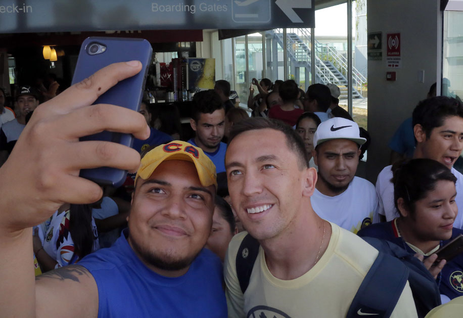 El ex portero santista espera cumplir su parte con el equipo capitalino. (Saúl González)