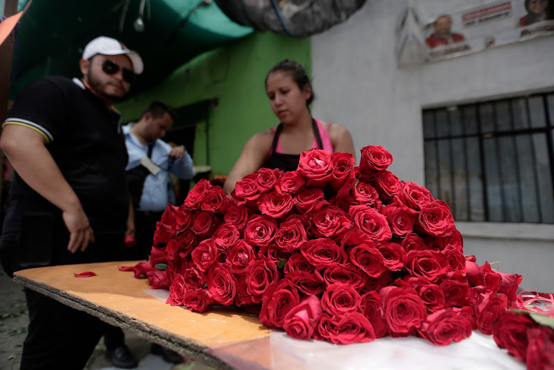 Venta de flores por el Día de las Madres. (Foto: Nacho Reyes)
