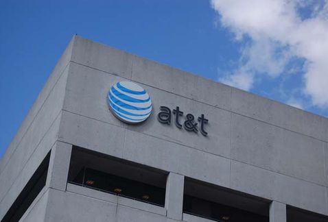 AT&T contrató a Cohen tres días después de que Trump llegara al poder en enero de 2017.