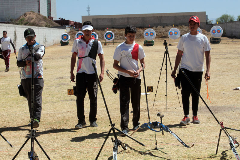 Estarán compitiendo por las medallas en las ciudades de Juárez y Chihuahua, en la Olimpiada Nacional. (Maribel Calderón)