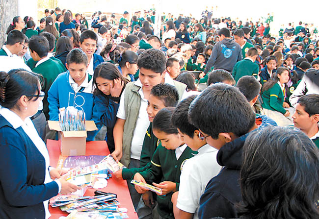 IPAS y DKT dan talleres para resolver las dudas de los adolescentes. 