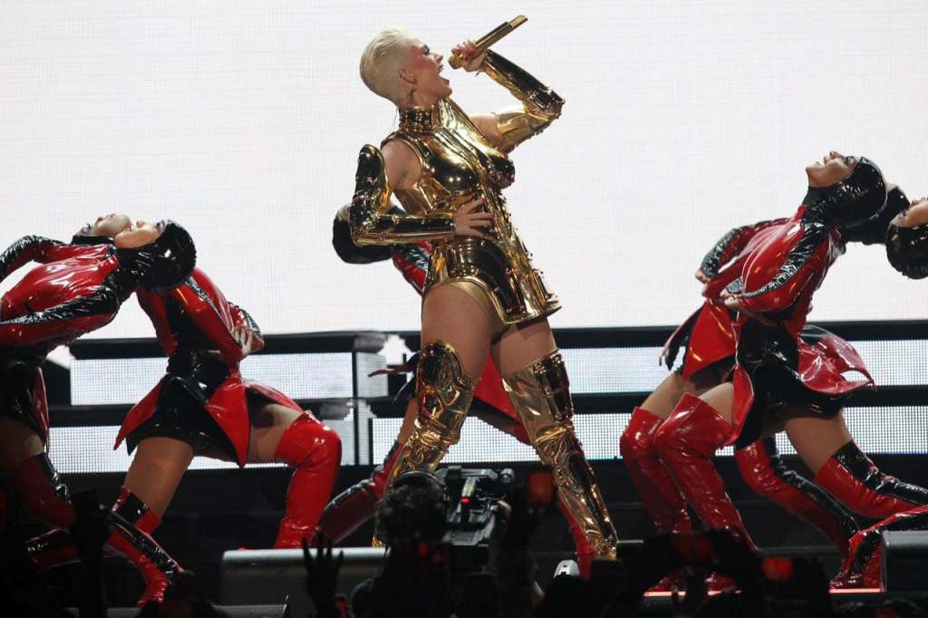 Katy Perry presentó lo mejor de sus éxitos (Édgar Negrete).