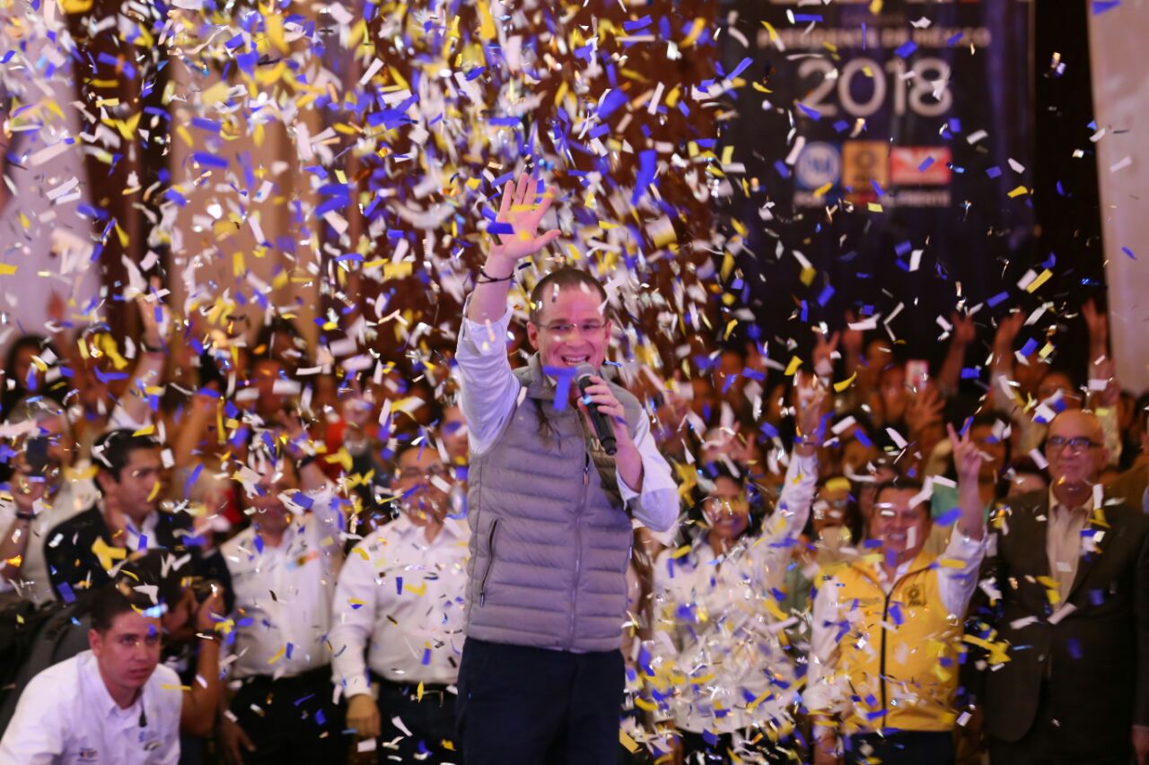 Ricardo Anaya Cortés durante el festejo del día de las madres en un salón de eventos en San Ángel, en CdMx. 