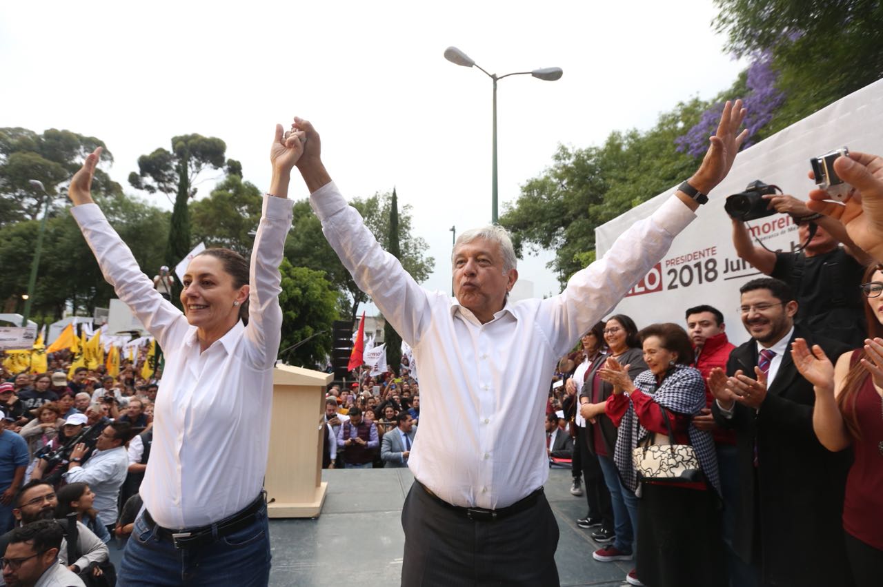 El Tribunal Electoral consideró que el spot donde aparece AMLO constituye una promoción a su persona.  (Nelly Salas)