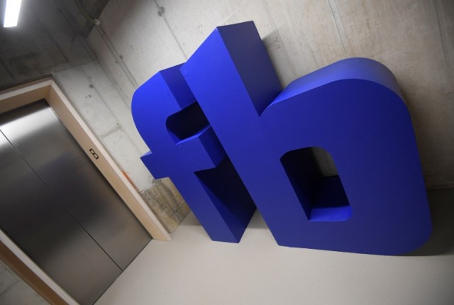 La criptomoneda podría usarse para pagar servicios dentro de la plataforma. (Reuters)