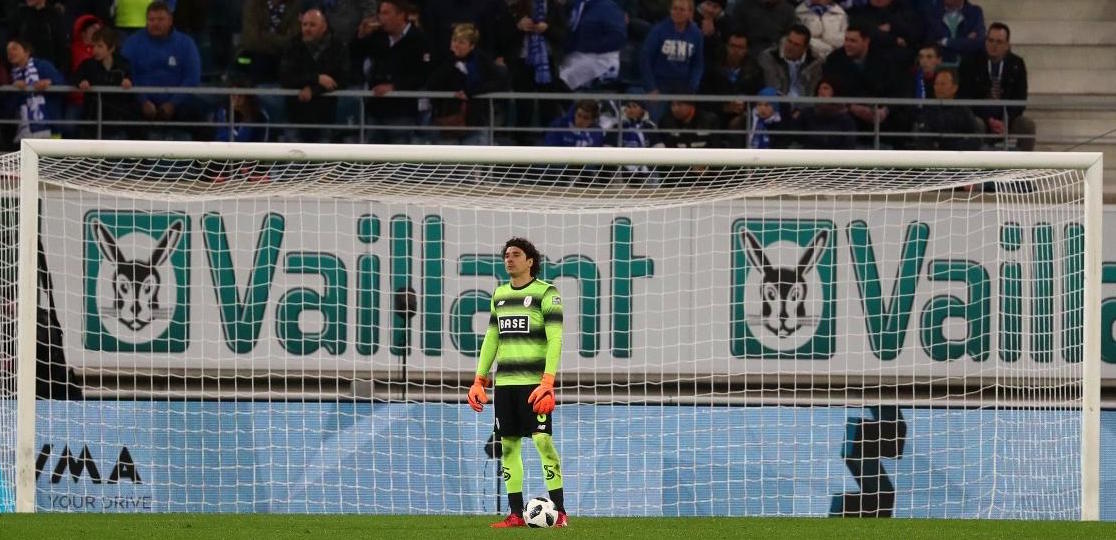 Guillermo Ochoa, portero del Standard Lieja (Twitter @StandardLiejaES)