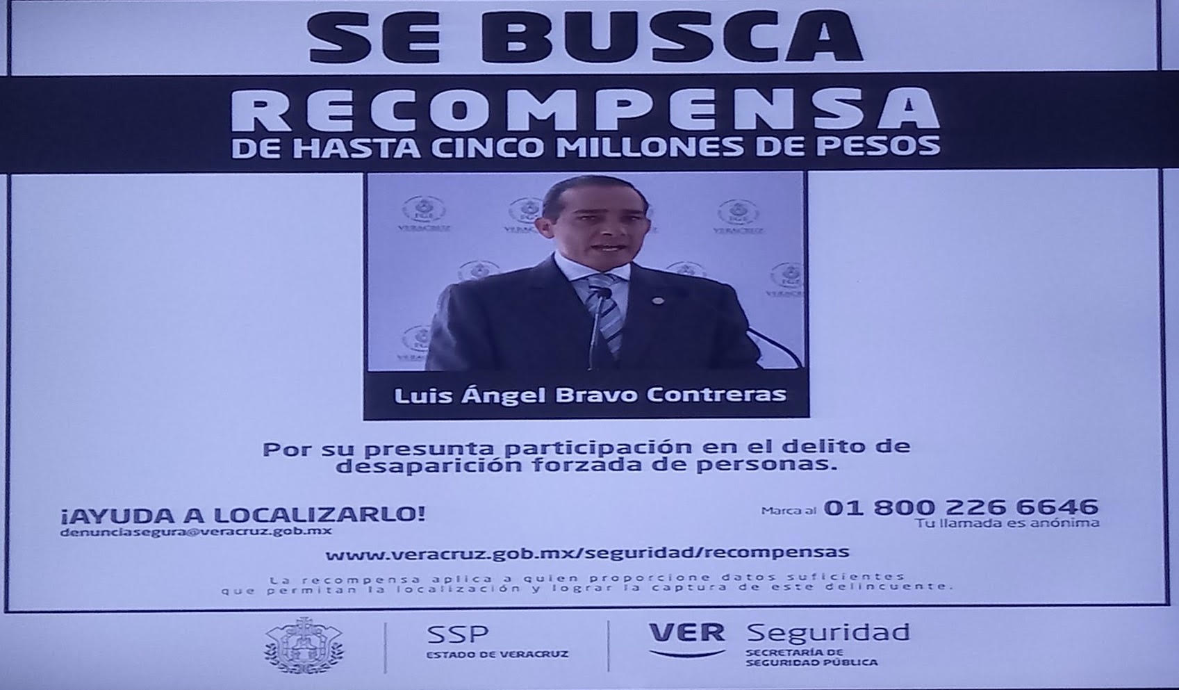 Miguel Ángel Yunes Linares dijo que el ex fiscal es buscado por su supuesta participación en el delito de desaparición forzada.
