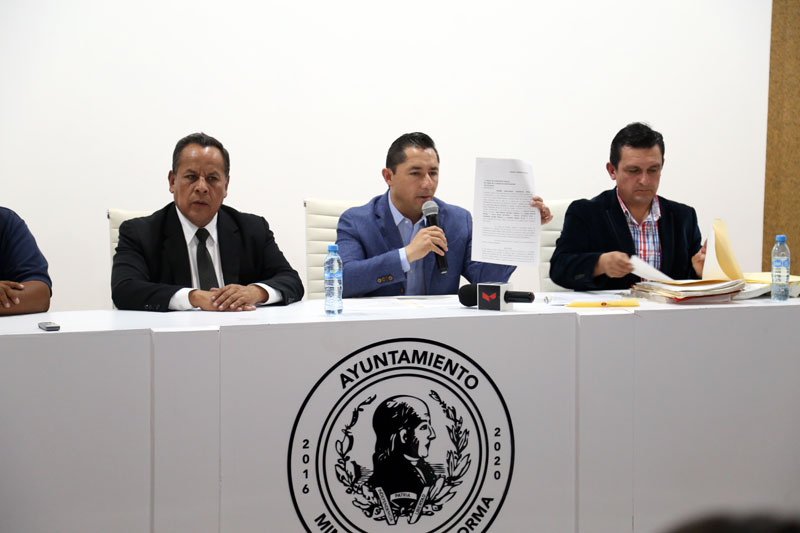 Abre La Reforma carpeta de investigación por incendio en relleno sanitario. (Jorge Sánchez)