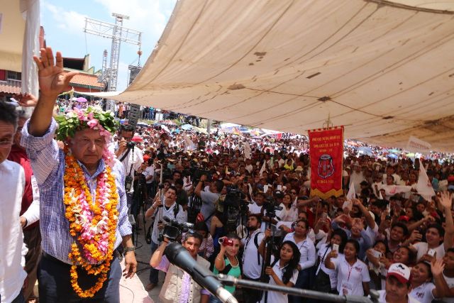 Andrés Manuel López Obrador pidió a sus simpatizantes convencer a más gente (Javier Ríos).