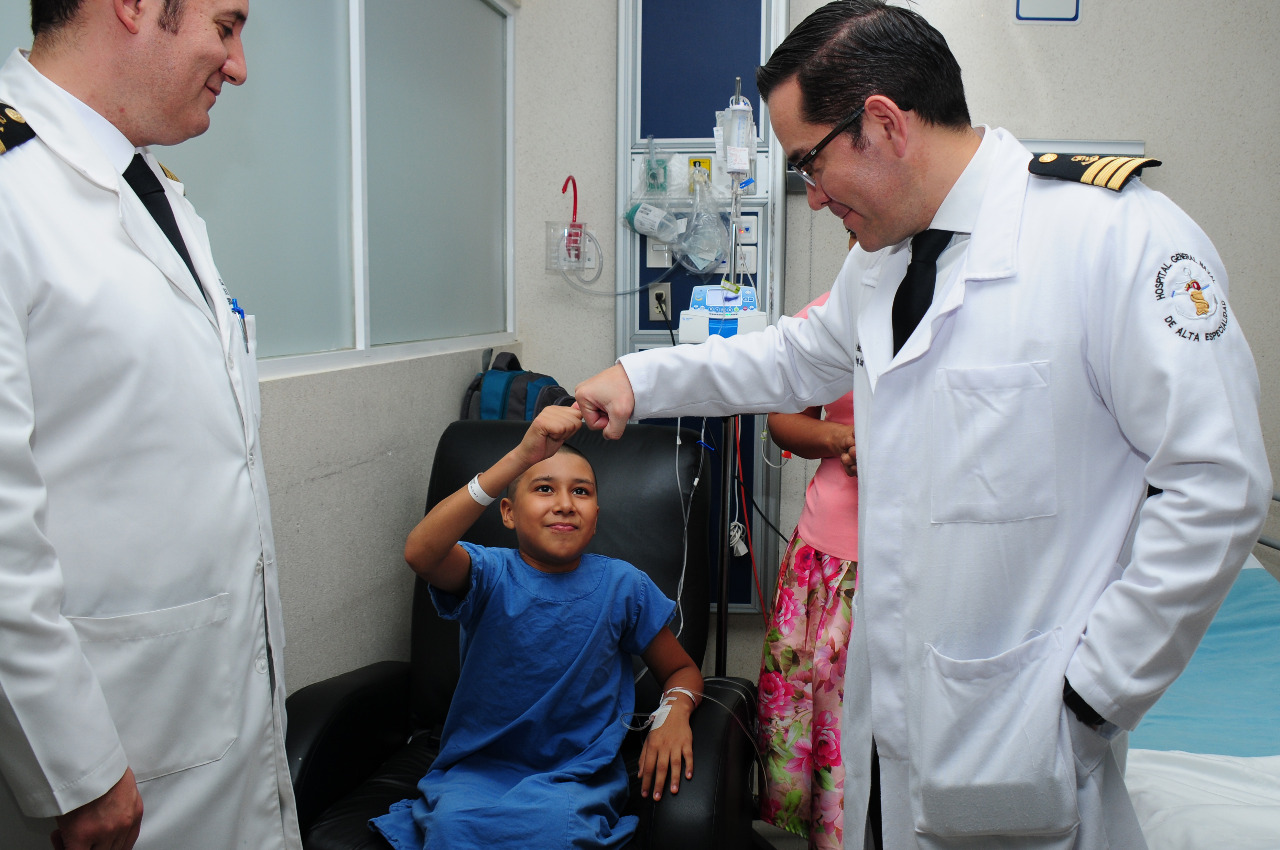 Erik Antonio regresó con su familia a Morelos. (Semar)