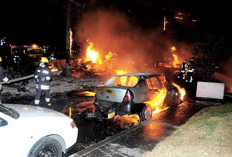 En 2008, cuando Paul conducía su automóvil, una parte del jet en que viajaba el ex secretario de Gobernación, Juan Camilo Mouriño, le cayó encima. (Cu