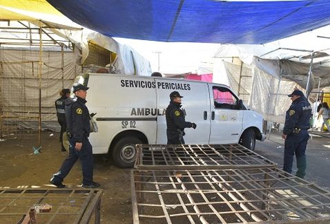 Los policías recibieron el dinero en una vecindad de Tepito. (Cuartoscuro)