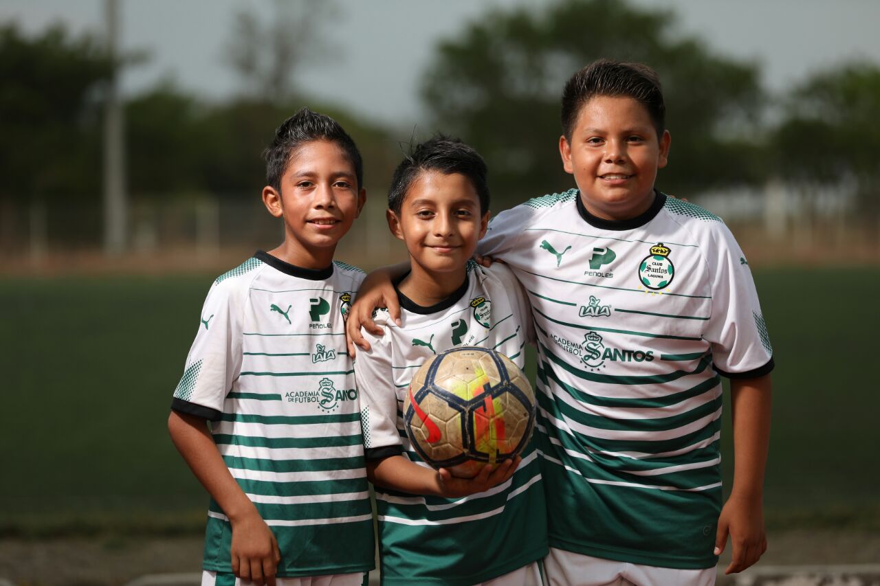 La 'santosmanía' al Istmo de Tehuantepec en la Academia Santos - Peñoles. (Alberto Rodríguez )