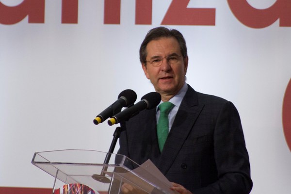 Esteban Moctezuma dijo que López Obrador está de acuerdo en la evaluación a maestros, pero no como está planteada en la reforma educativa. (Cuartoscur