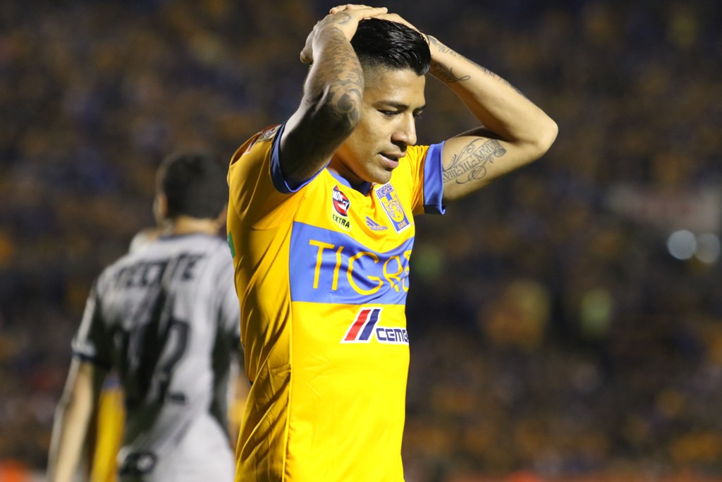 Javier Aquino en lamento (Imago7)