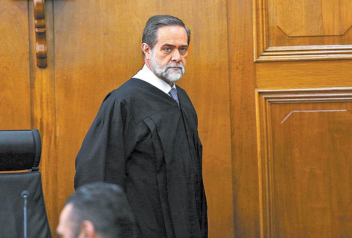 El ministro Jorge Mario Pardo ha adminito las acciones de inconstitucionalidad. (Héctor Téllez)