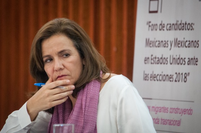 Margarita Zavala se despide de su candidatura. 