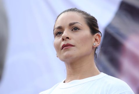 María del Carmen Ortiz, viuda del ex candidato a la alcaldía de Apaseo el Alto, José Remedios Aguirre (Cortesía )