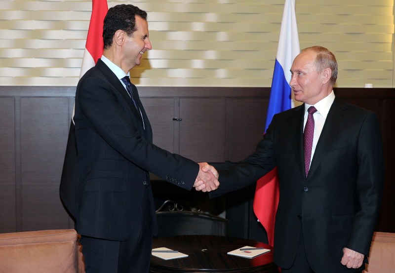 Putin se reunió en Sochi con el presidente de Siria.