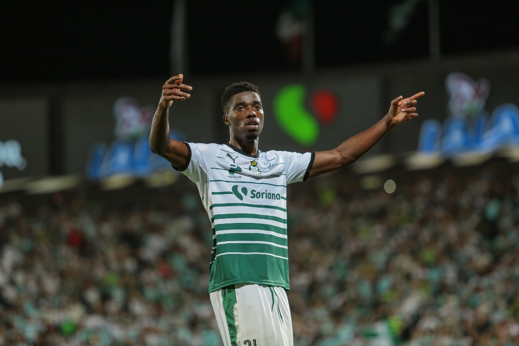 Tavares logró hacer el gol del empate contra Toluca (Imago7)