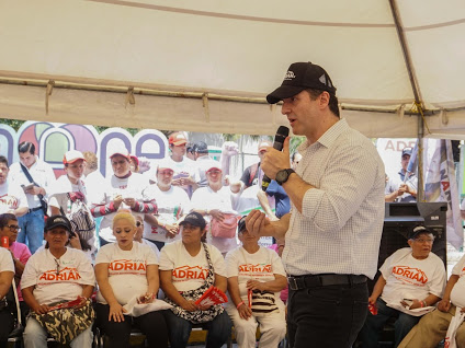 Adrián de la Garza, candidato a la alcaldía de Monterrey. 
