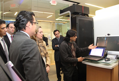 Refuerza el gobernador de Jalisco, Aristóteles Sandoval, lazos de colaboración con el sector tecnológico en su gira por Silicon Valley. (Cortesía)